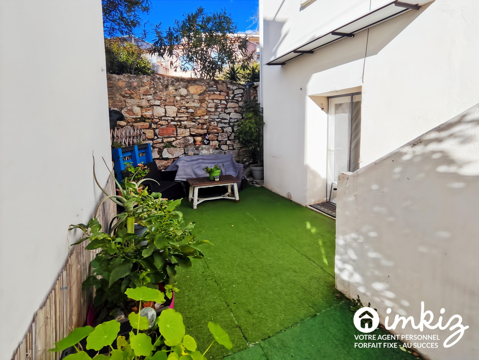 
                                                Vente
                                                 Maison divisée en 2 appartements