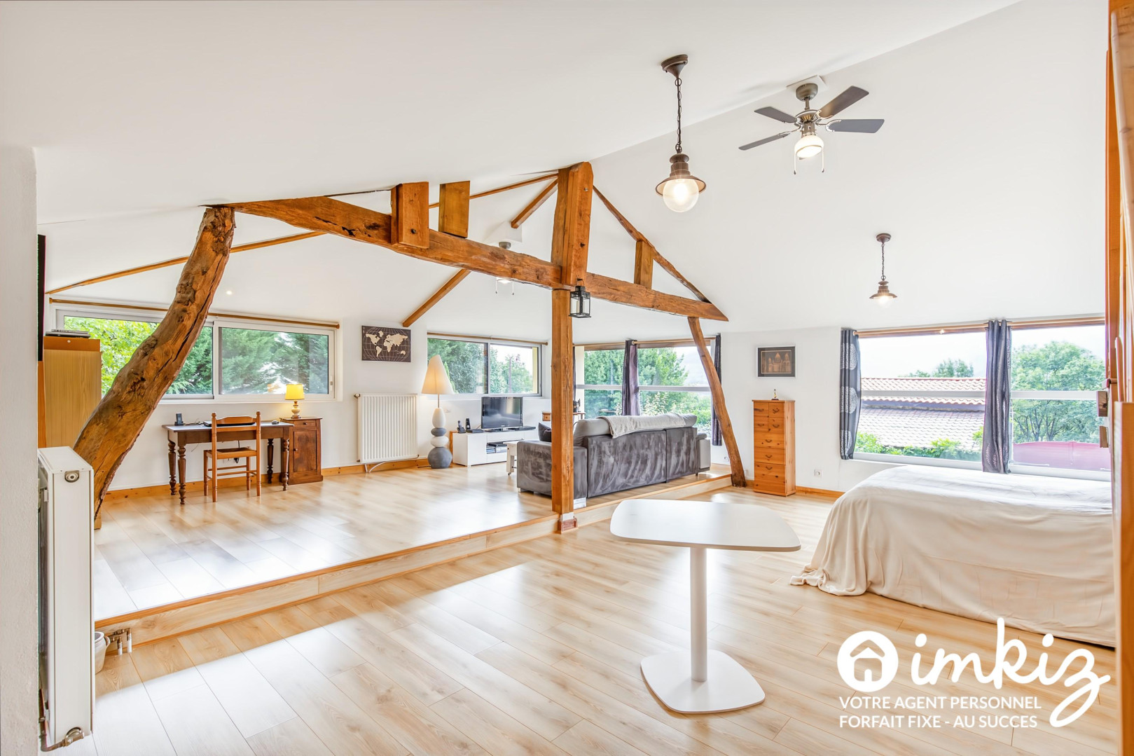 
                                                Vente
                                                 Maison du XVIIIe + loft - Vue Pyrénées