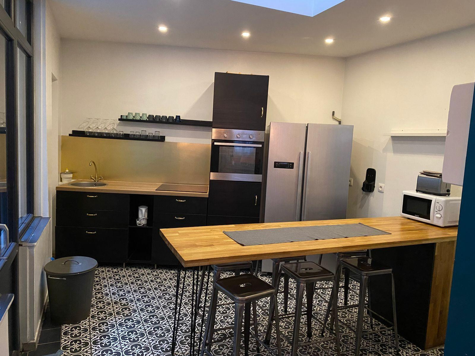 
                                                Location
                                                 Maison en co-living