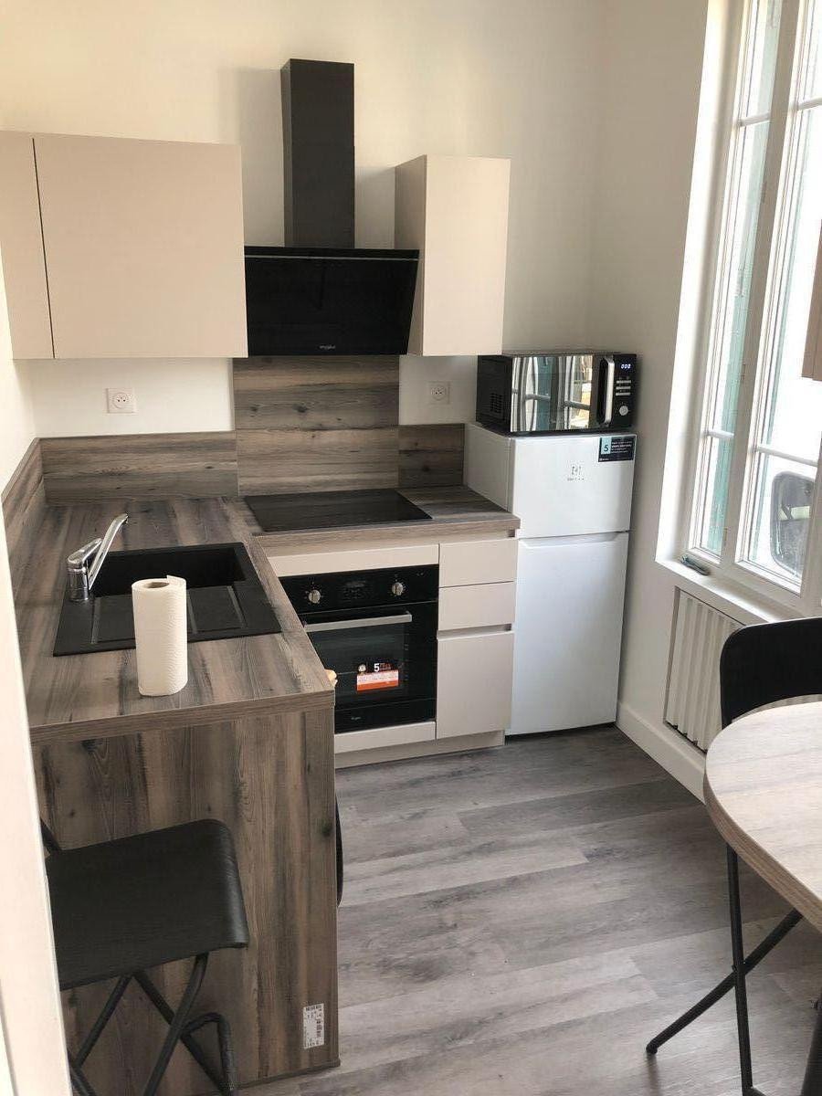 
                                                Location
                                                 Maison en coloc, 2 personnes se connaissant.