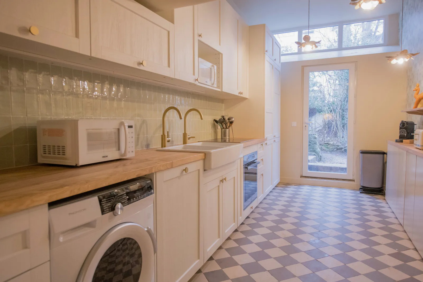 
                                                Colocation
                                                 Maison en colocation - Paris - 2 chambre(s) dispo