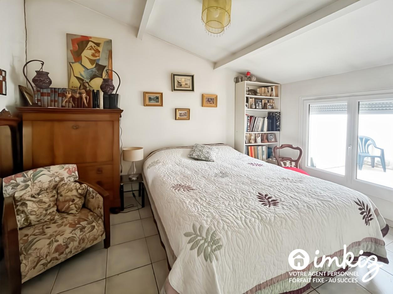 
                                                Vente
                                                 Maison en pierre 4 pièces + dépendances
