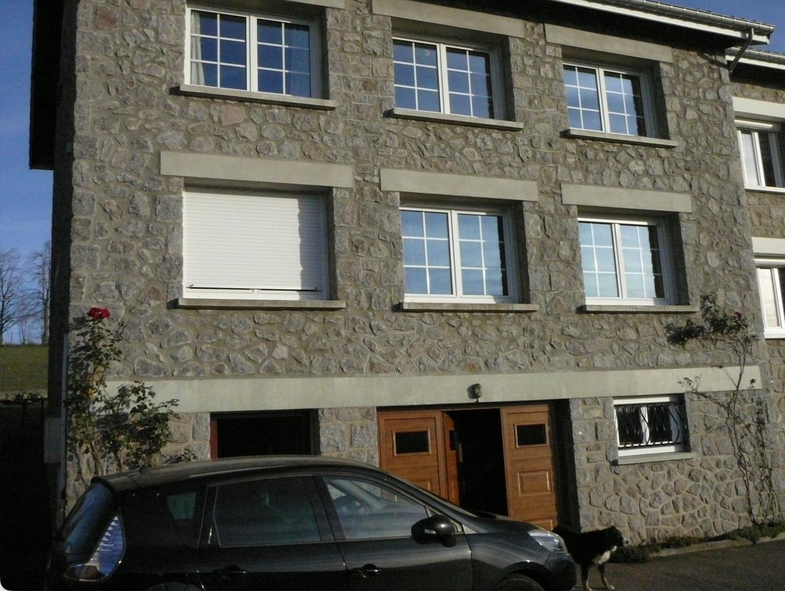 
                                                Location
                                                 Maison en pierre