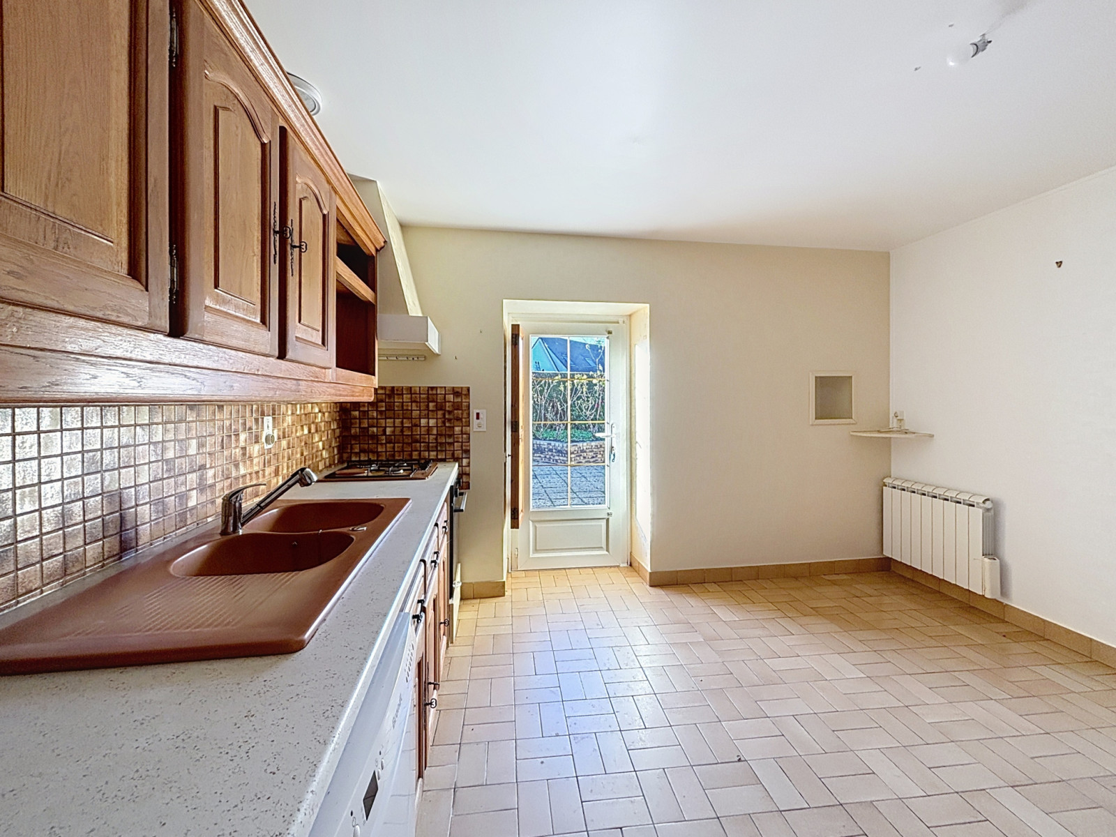 
                                                Vente
                                                 Maison en pierre avec potentiel et dépendances   Saint-Georg
