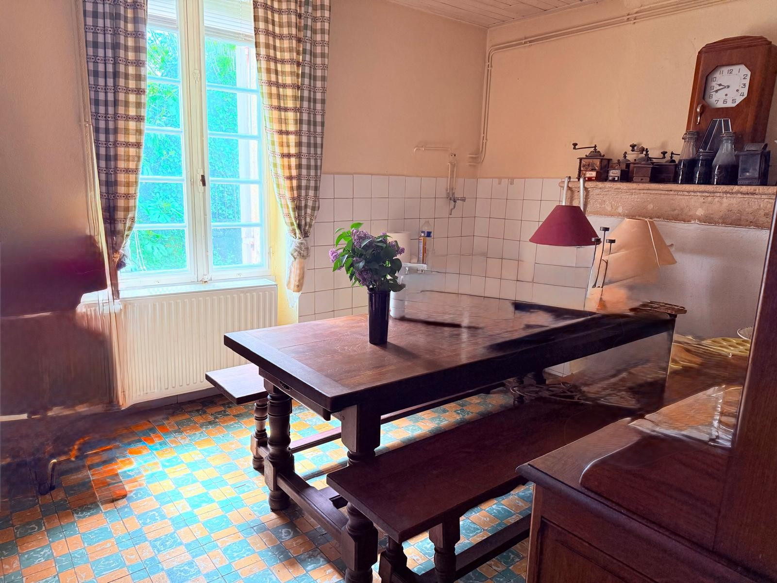 
                                                Vente
                                                 MAISON EN PIERRE : DÉPENDANCE ET PISCINE À RÉNOVER