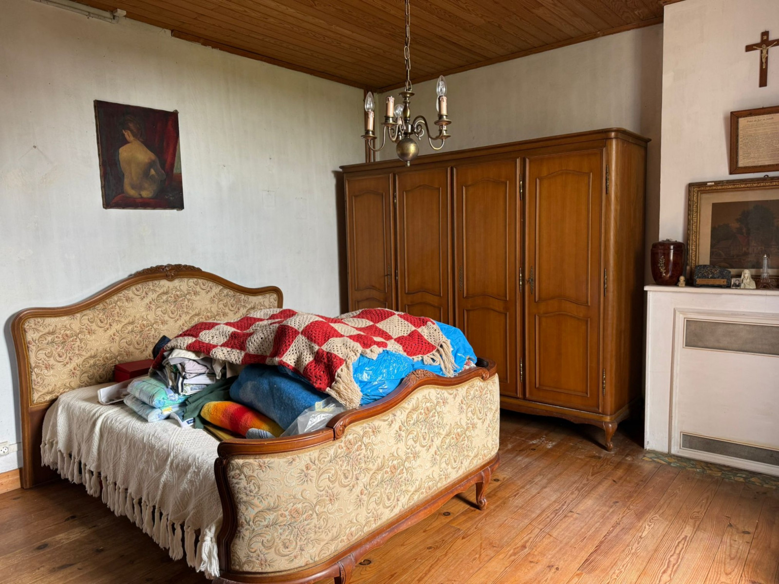 
                                                Vente
                                                 MAISON EN PIERRE : DÉPENDANCE ET PISCINE À RÉNOVER