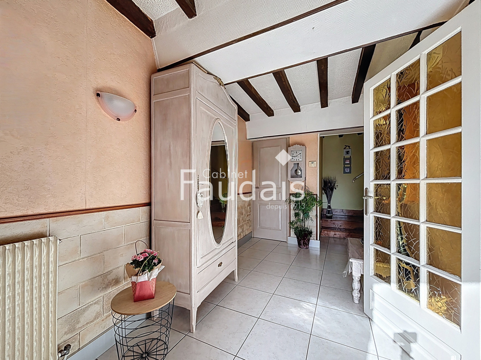 
                                                Vente
                                                 Maison en pierre - proche CONDE SUR VIRE et SAINT-LO