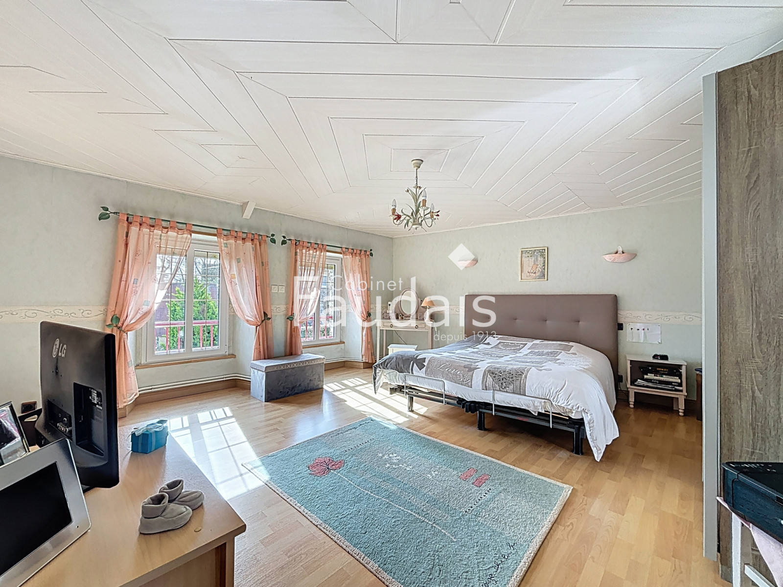 
                                                Vente
                                                 Maison en pierre - proche CONDE SUR VIRE et SAINT-LO