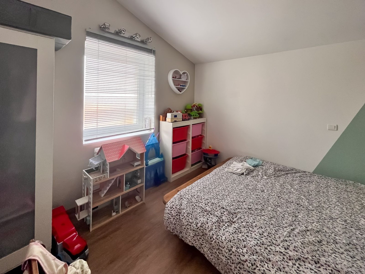 
                                                Vente
                                                 Maison en pierre rénovée 85 m2 habitables