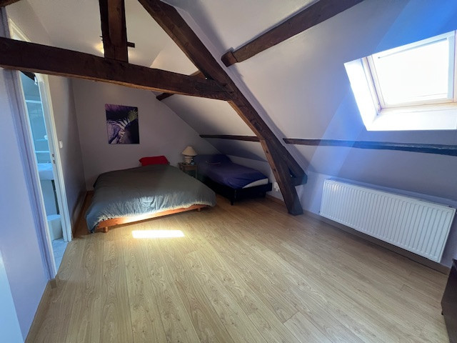 
                                                Vente
                                                 Maison en pierres 193m2 avec dépendance