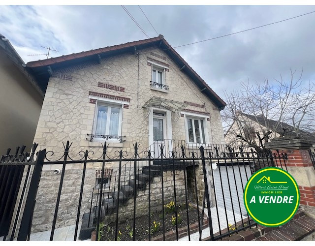 
                                                Vente
                                                 Maison en pierres 3 chambres