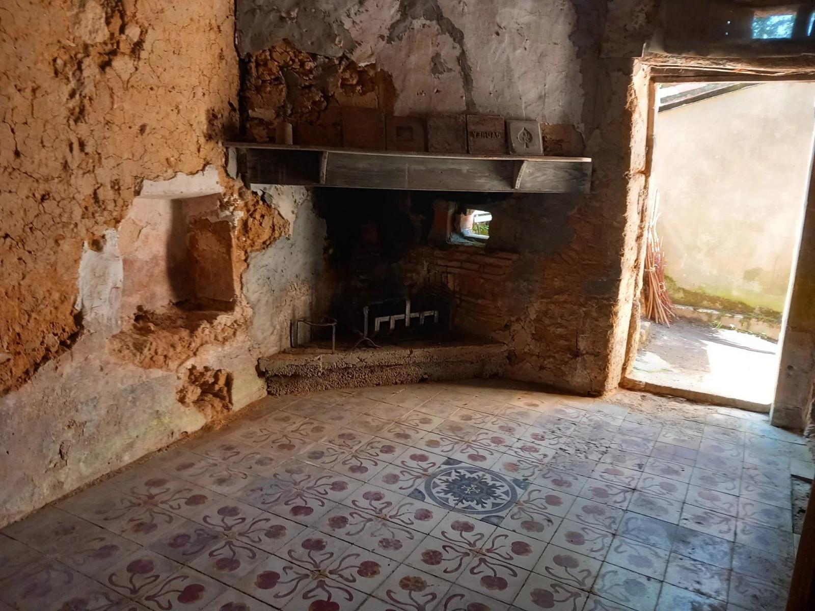 
                                                Vente
                                                 Maison et atelier à vendre | Labastide d'Armagnac | Landes (40)