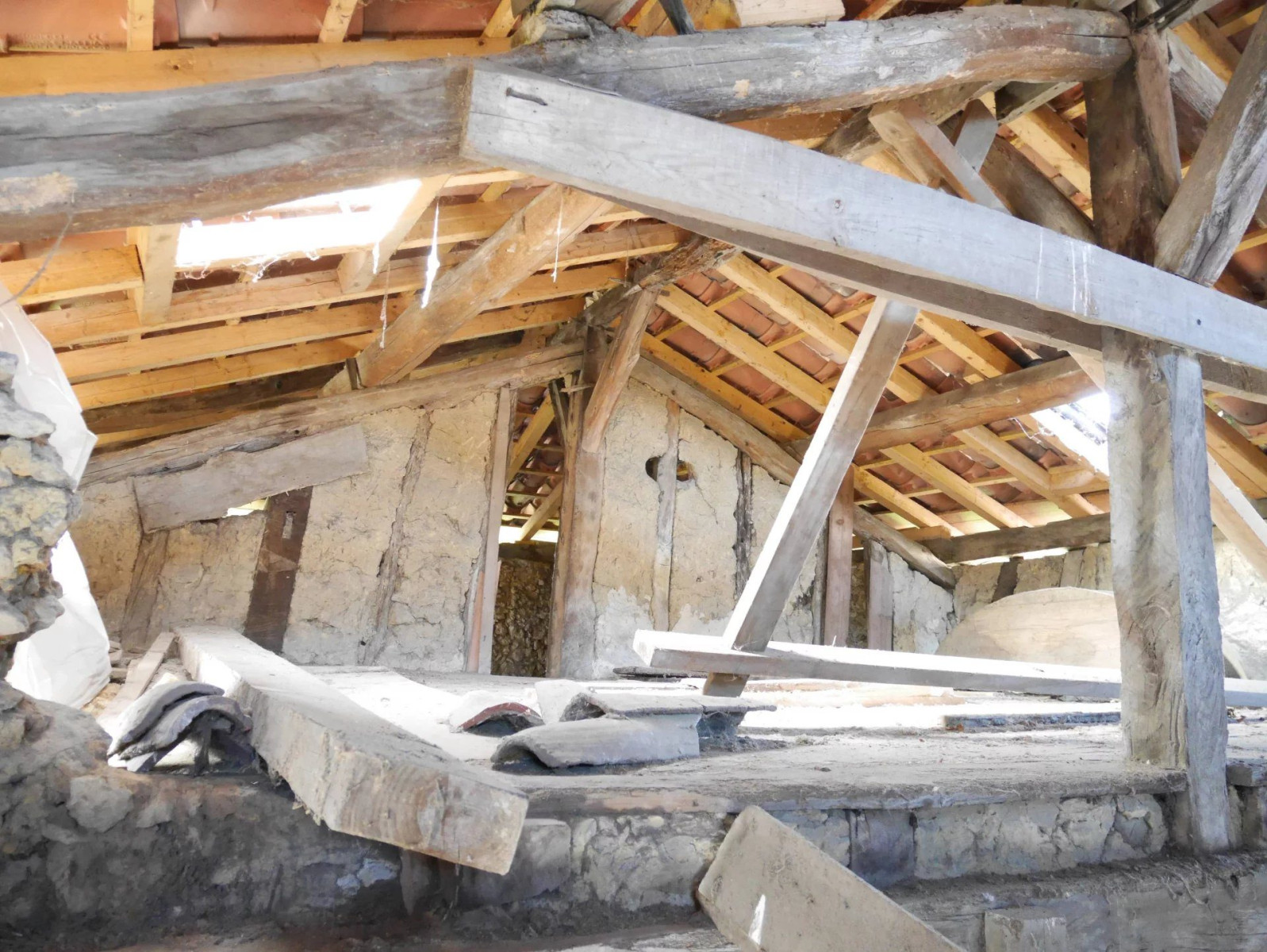 
                                                Vente
                                                 Maison et atelier à vendre | Labastide d'Armagnac | Landes (40)