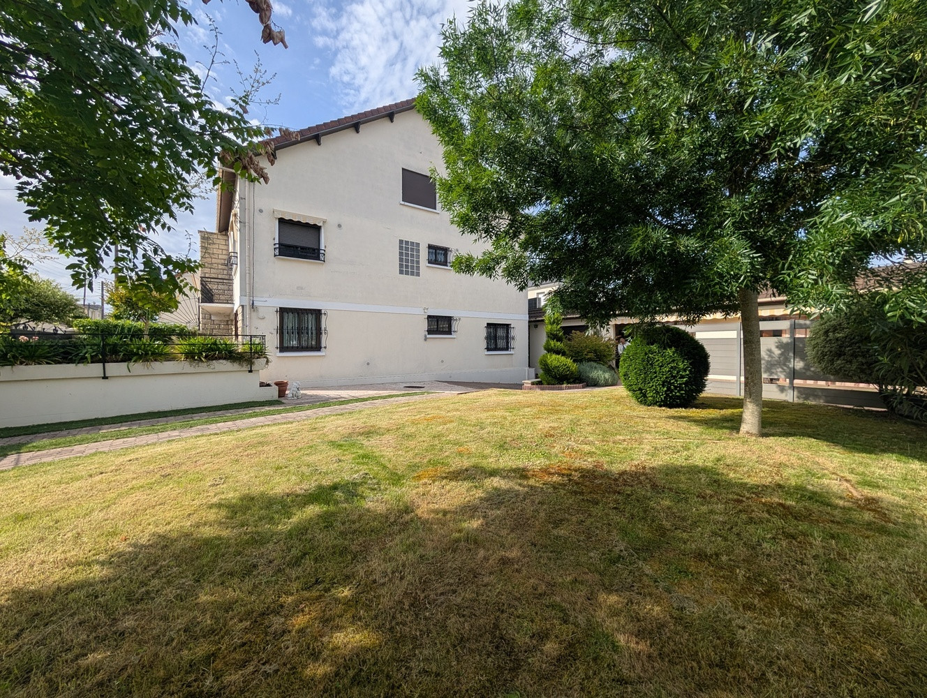 
                                                Vente
                                                 Maison évolutive à Ormesson-sur-Marne