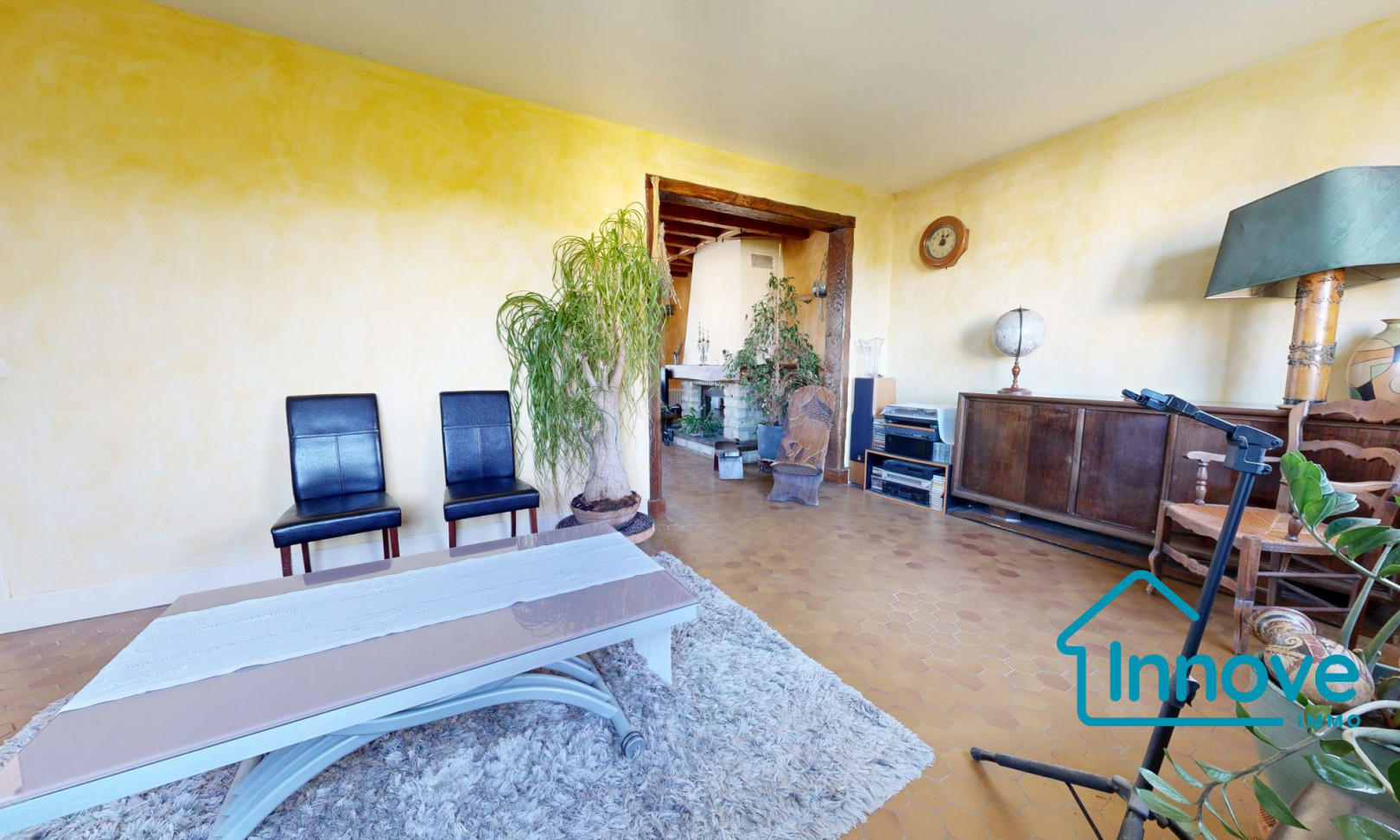 
                                                Vente
                                                 Maison familiale - 10 min HOUDAN - Proche ANET