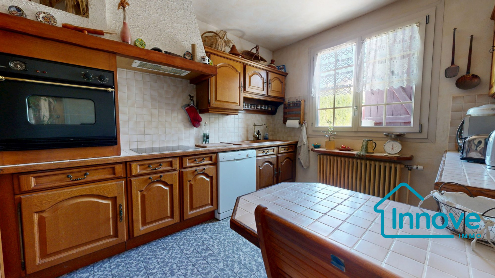 
                                                Vente
                                                 Maison familiale - 10 min HOUDAN - Proche ANET