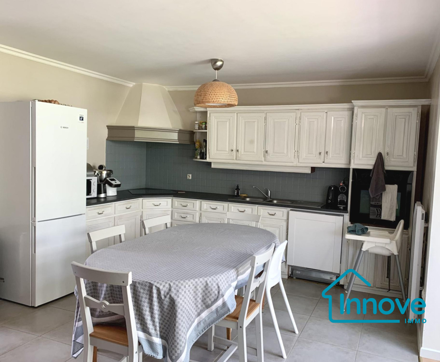 
                                                Location
                                                 Maison familiale 104 m² , Guyancourt, Hameau de Chanteuil