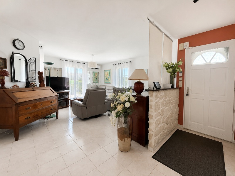 
                                                Vente
                                                 Maison familiale 122 m² de plain-pied – 3 chambres + bureau – Terrain 1 500 m² piscinable – À 15 min de Bergerac