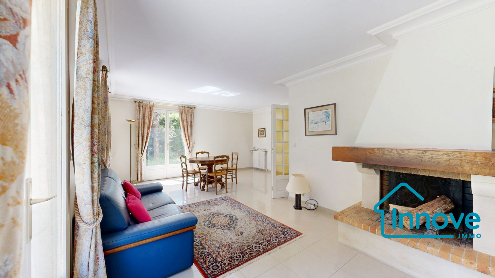 
                                                Vente
                                                 maison familiale - 142 m² - 4 chambres