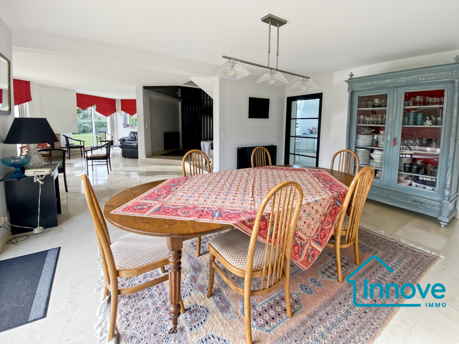 
                                                Vente
                                                 MAISON FAMILIALE- 172 m²_ 5 chambres- 100 m de la mer