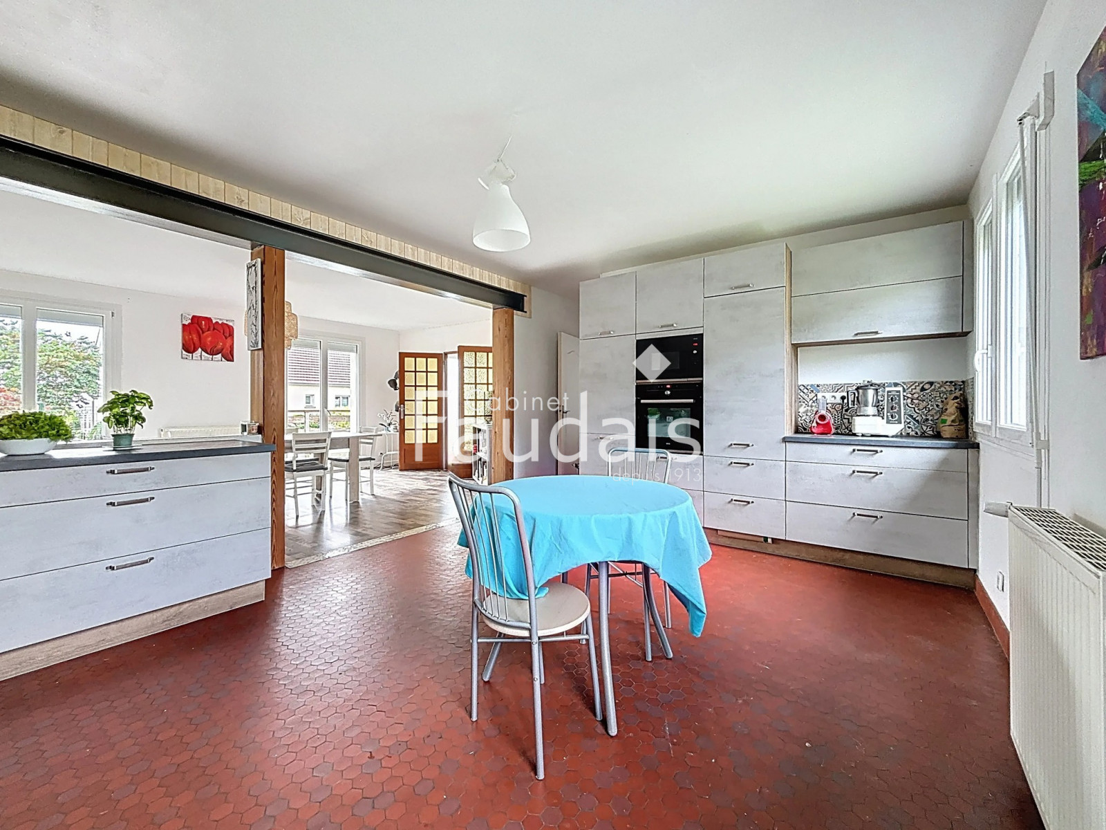 
                                                Vente
                                                 Maison familiale 191 m2 avec vie de plain-pied   Quartier ré