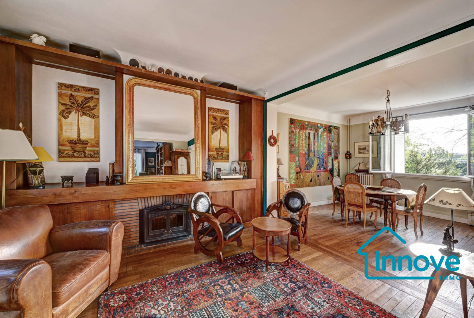 
                                                Vente
                                                 MAISON FAMILIALE - 203 m²-7 chambres