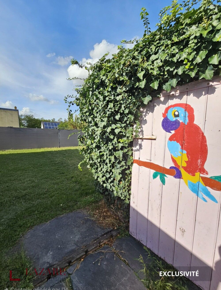
                                                Vente
                                                 Maison familiale 3/4 chambre avec dépendances