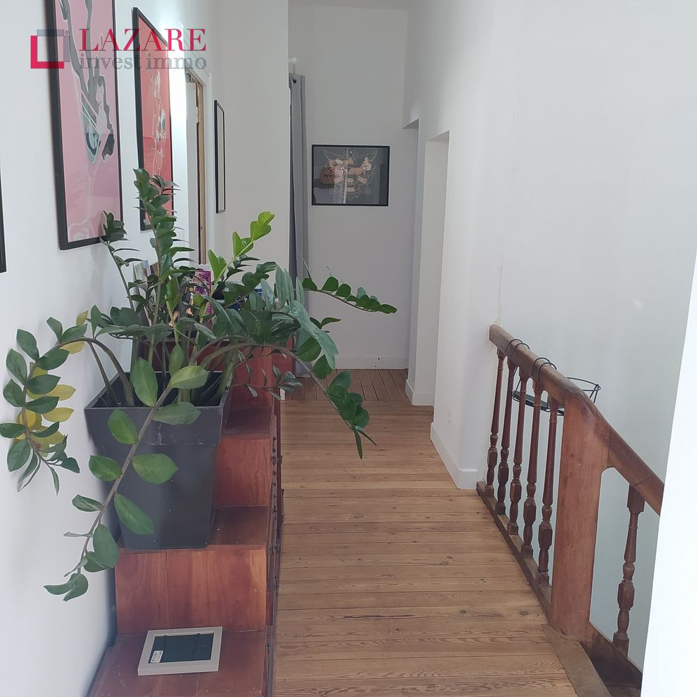 
                                                Vente
                                                 Maison familiale 3/4 chambres 168m²