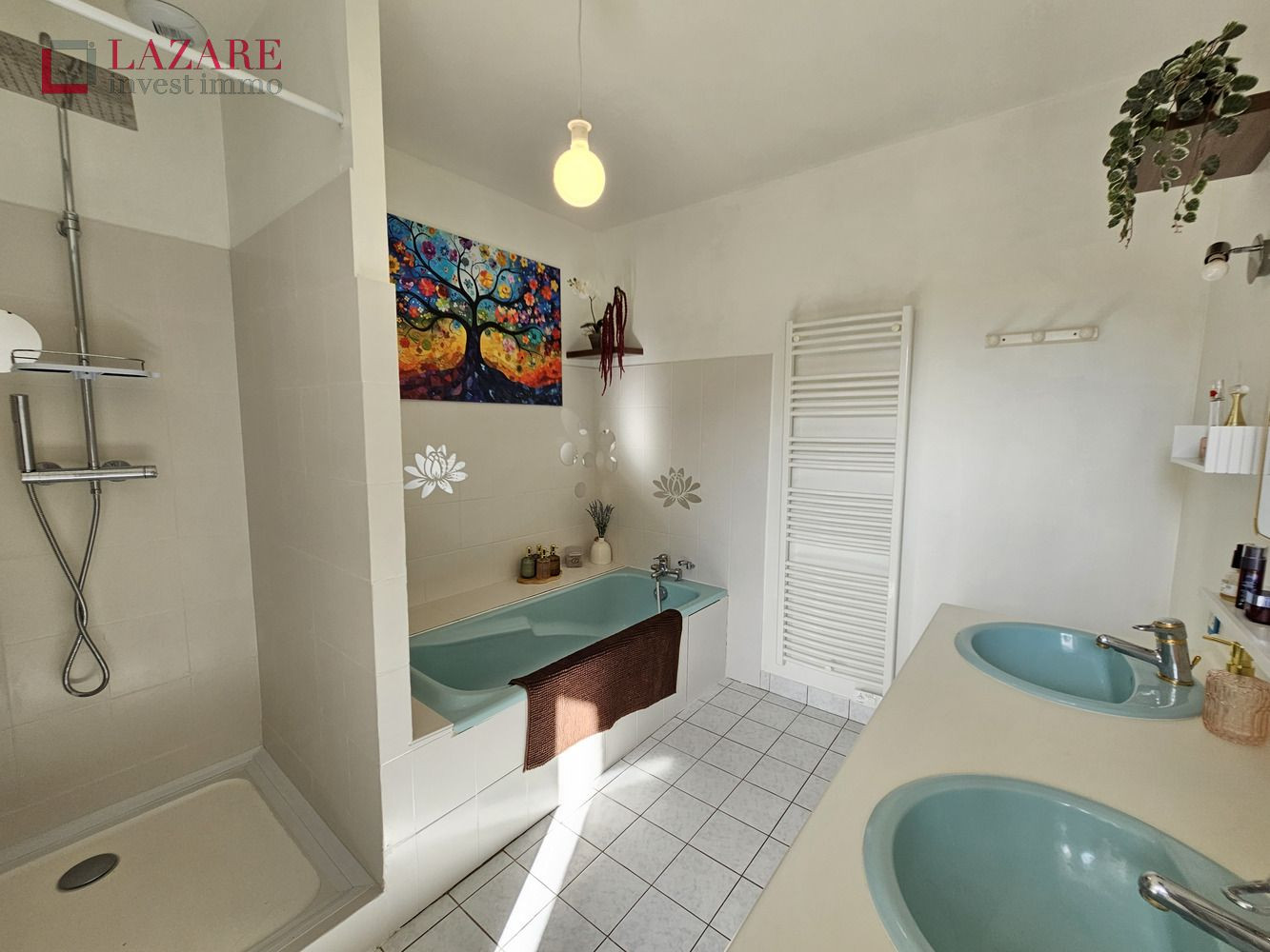 
                                                Vente
                                                 Maison familiale 3/4 chambres 168m²