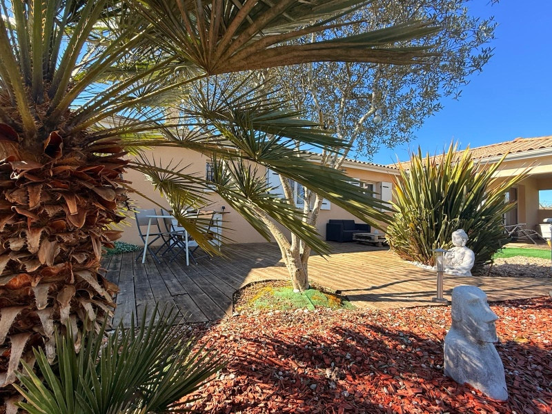 
                                                Vente
                                                 Maison familiale 4 CHAMBRES et un bureau avec appartement T2 indépendant, véranda et grand jardin – Saint-Pierre-d’Eyraud