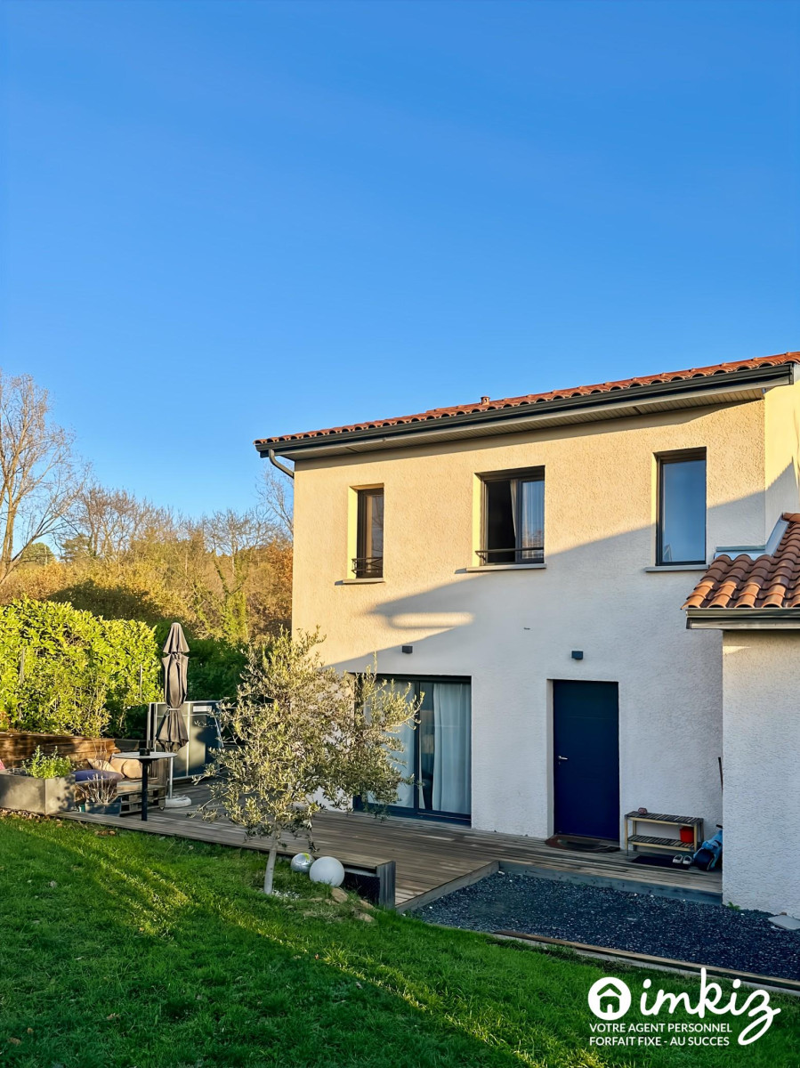 
                                                Vente
                                                 Maison familiale 4 pièces 110 m² proche commodités