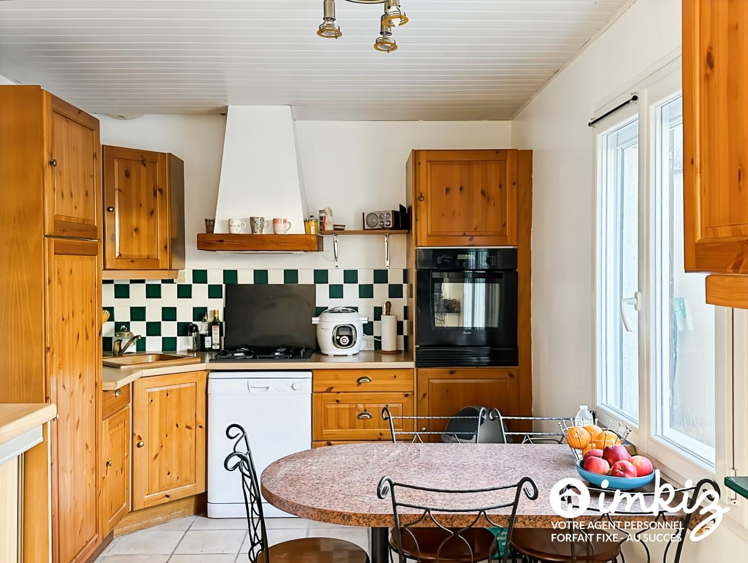 
                                                Vente
                                                 Maison familiale 4 pièces  avec jardin arboré