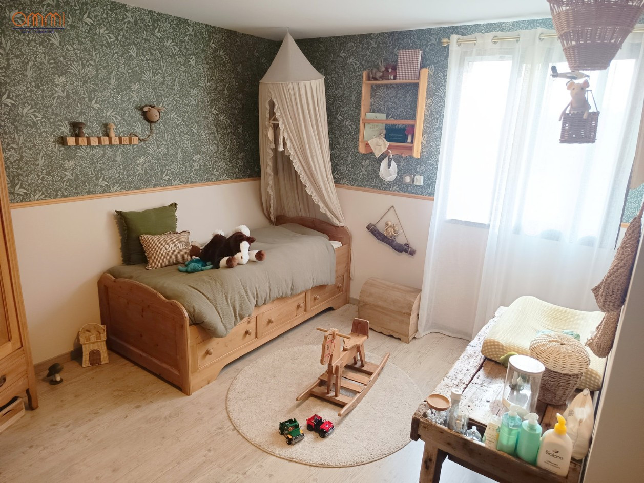 
                                                Vente
                                                 Maison familiale 5 chambres, belles prestations