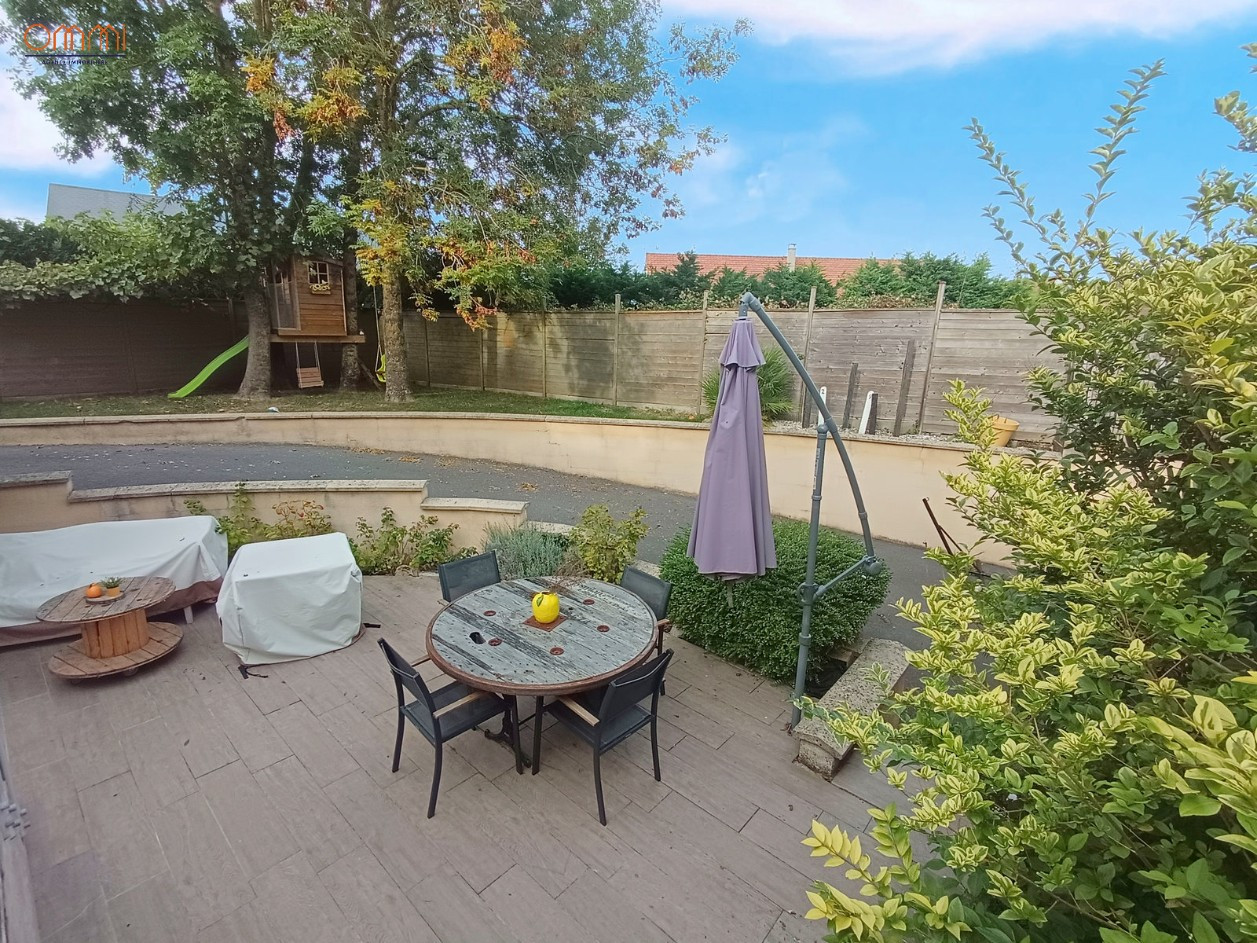 
                                                Vente
                                                 Maison familiale 5 chambres, belles prestations