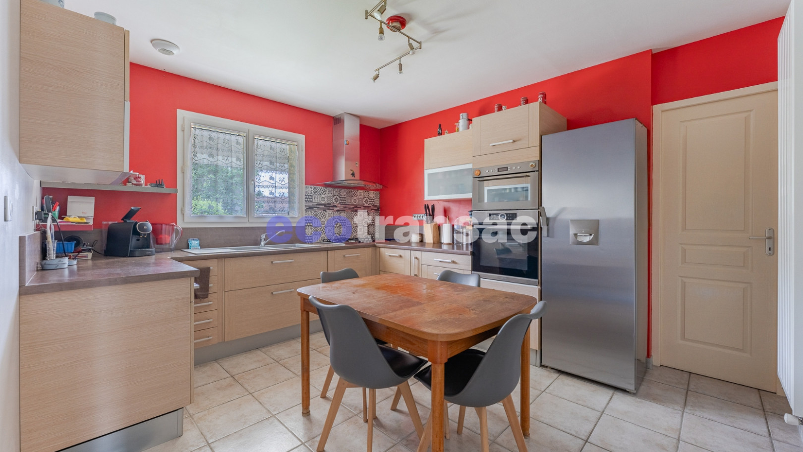 
                                                Vente
                                                 Maison familiale 5 pièces 113 m² de plain-pied.