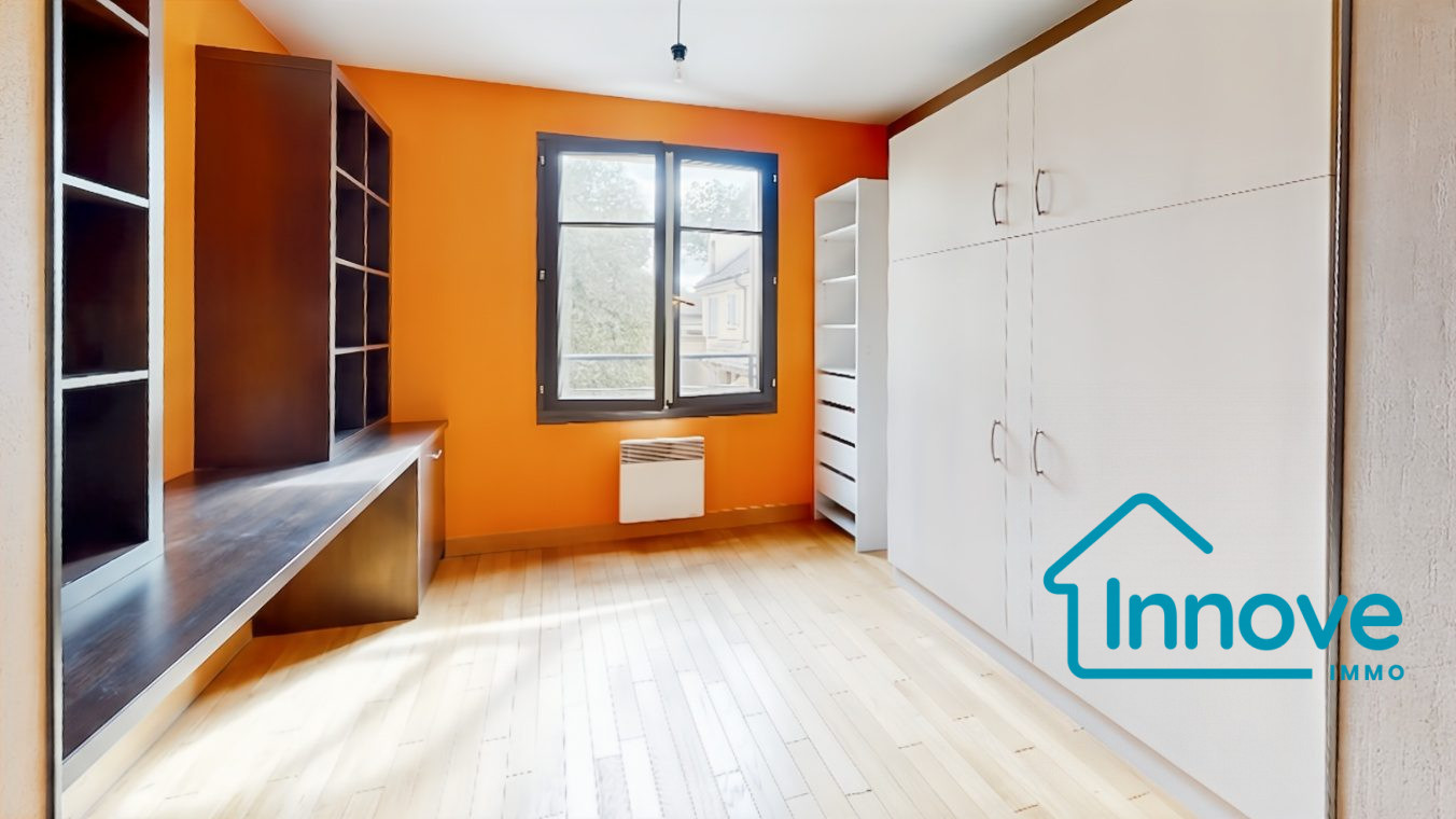 
                                                Vente
                                                 Maison familiale 5 pièces avec jardin, double box - Le Chesnay-