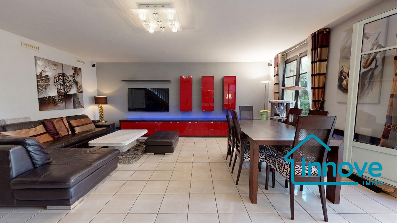 
                                                Vente
                                                 Maison familiale 5 pièces avec jardin, double box - Le Chesnay-