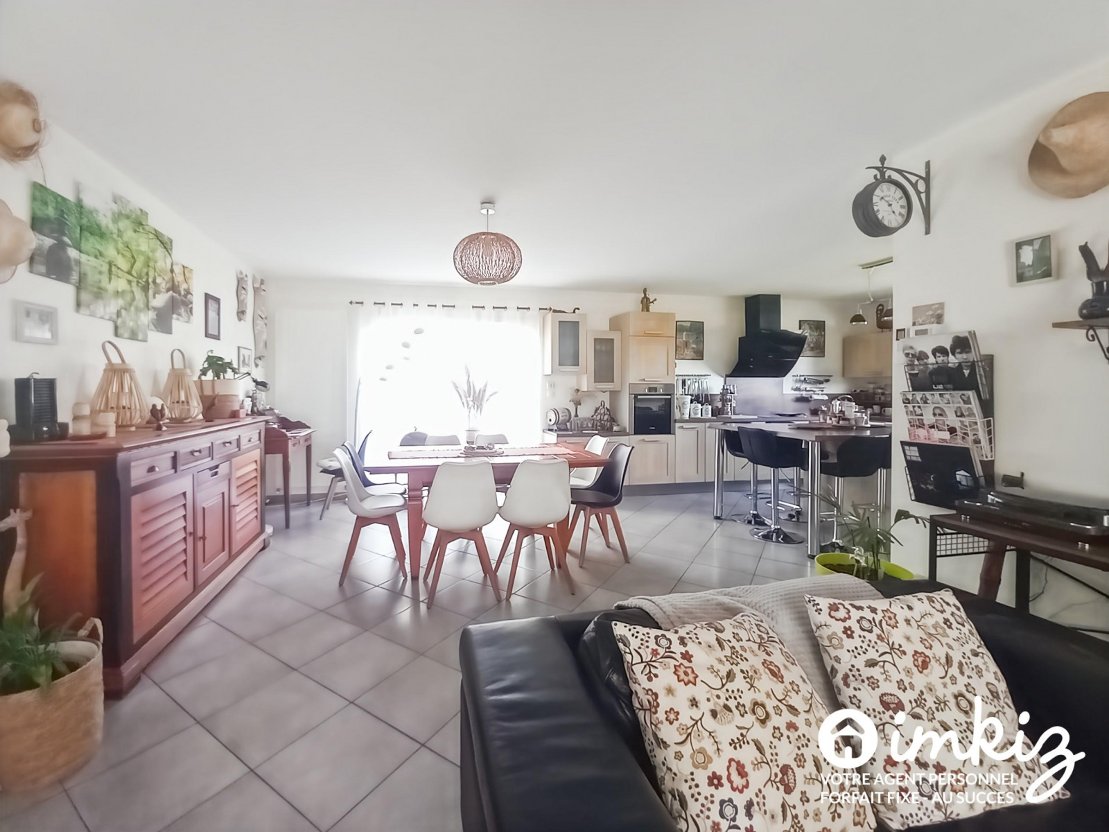 
                                                Vente
                                                 Maison familiale 5 pièces avec piscine