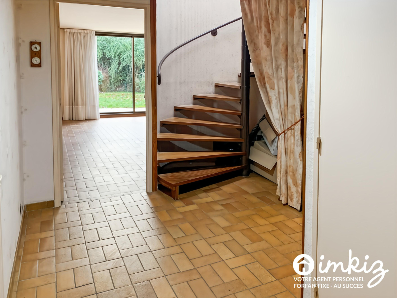 
                                                Vente
                                                 Maison familiale 5 pièces - quartier très calme