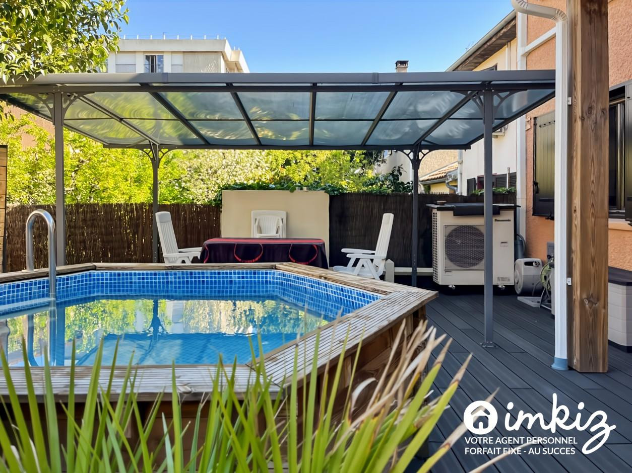 
                                                Vente
                                                 Maison familiale 6 chambres