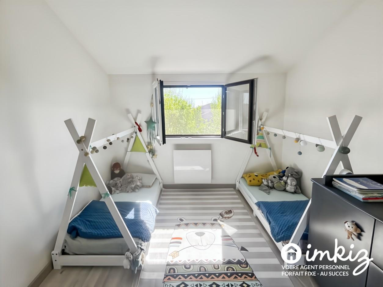 
                                                Vente
                                                 Maison familiale 6 chambres