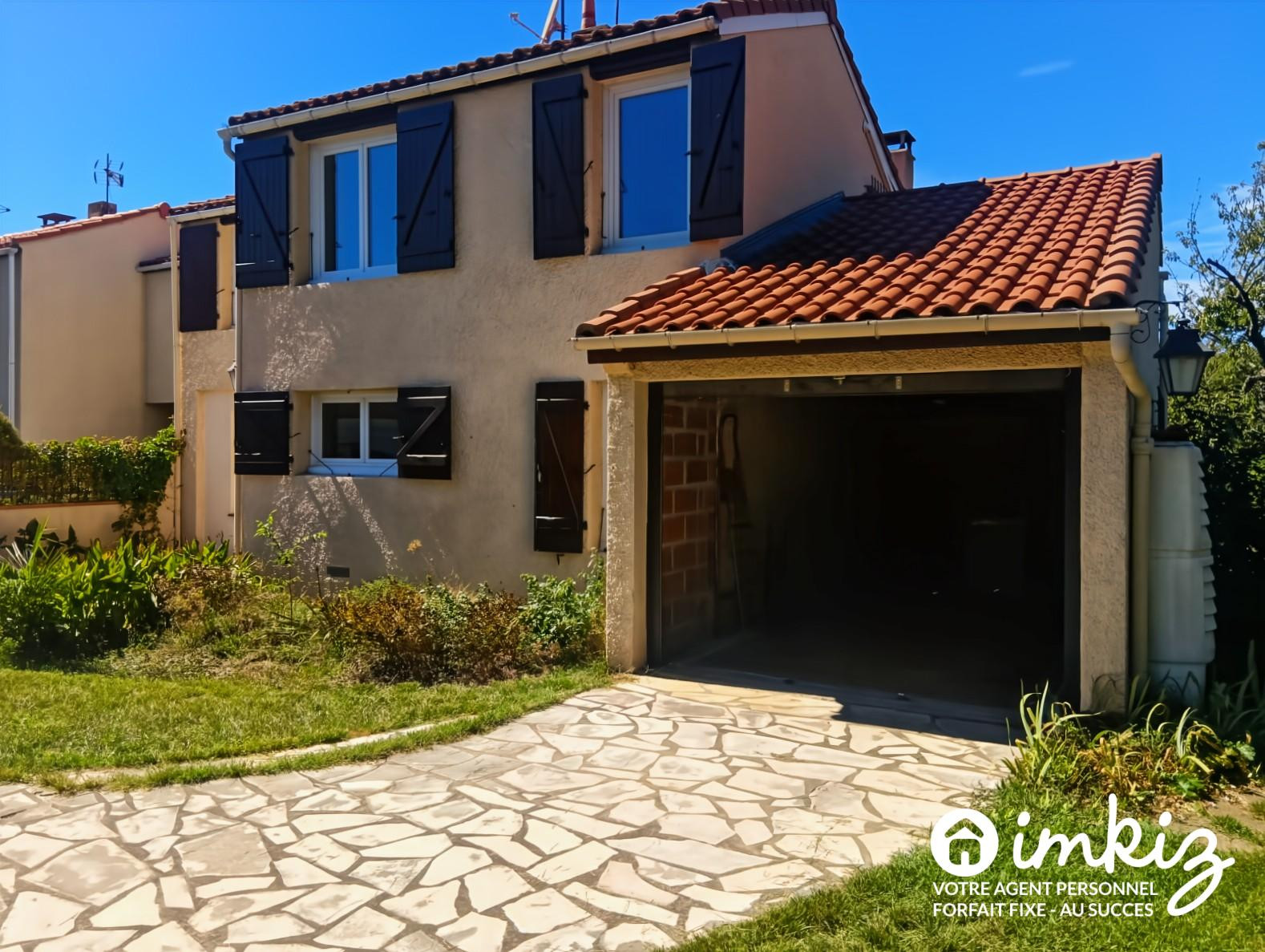 
                                                Vente
                                                 Maison familiale 6 pièces Calme absolu en impasse