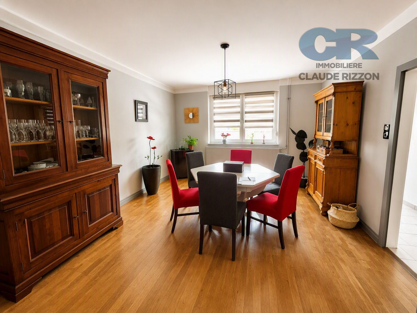 
                                                Vente
                                                 MAISON FAMILIALE