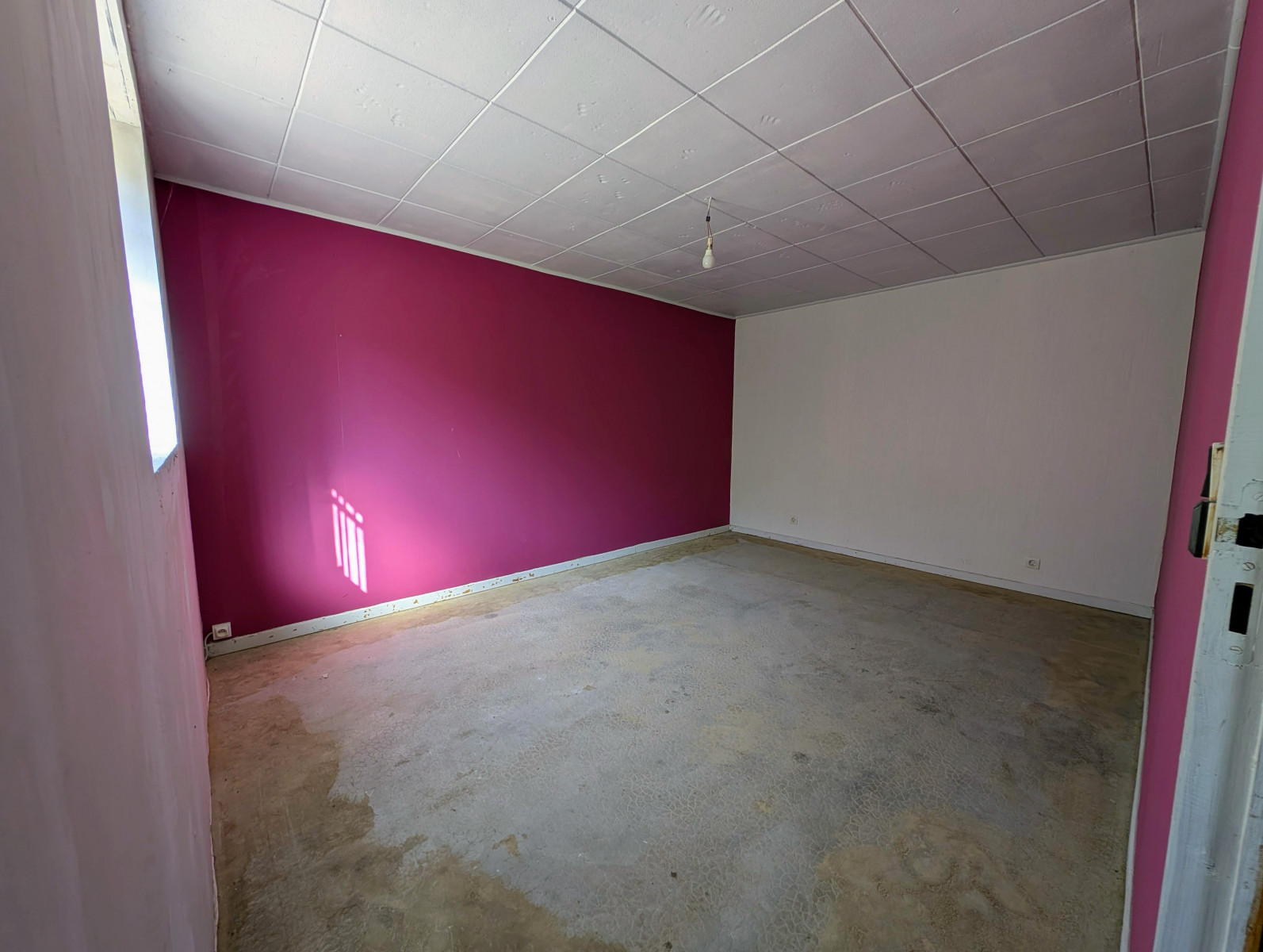 
                                                Vente
                                                 Maison familiale 96 m² habitable + sous-sol 100 m²