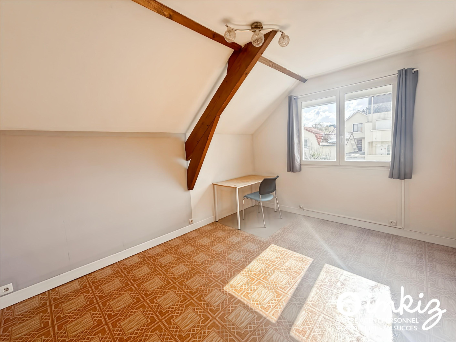 
                                                Vente
                                                 Maison familiale à 300m du RER B FONTAINE MICHALON
