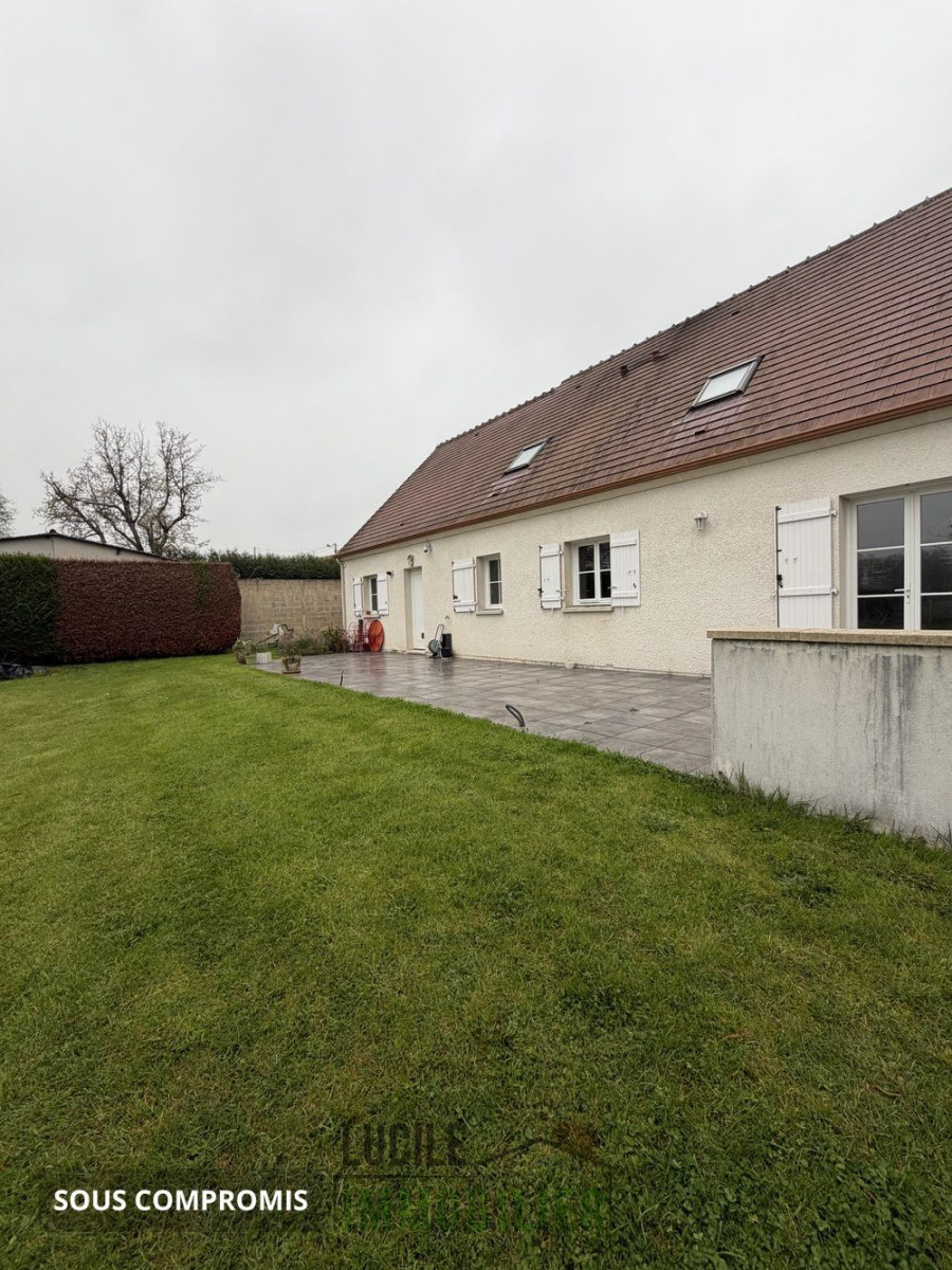 
                                                Vente
                                                 Maison familiale à Breuil-le-vert