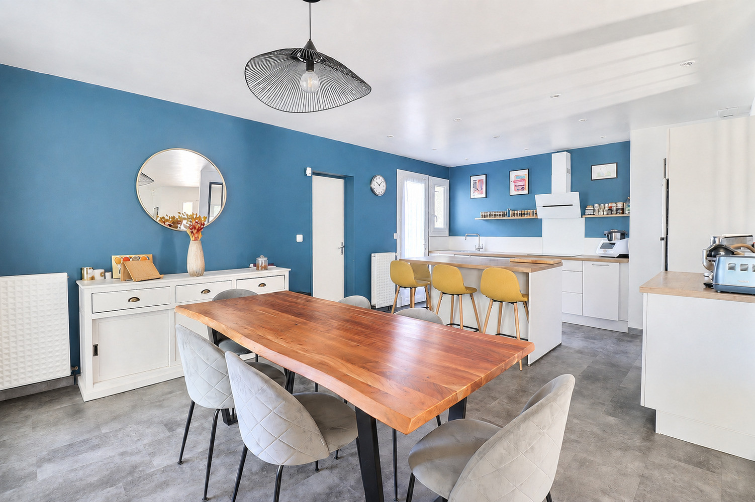 
                                                Vente
                                                 Maison familiale à Floirac