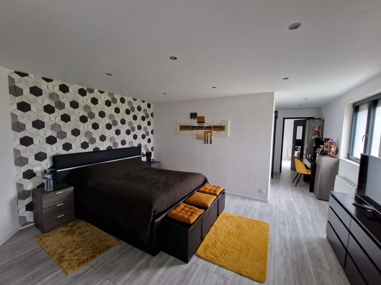 
                                                Location
                                                 Maison familiale à visiter coup de cœur assuré