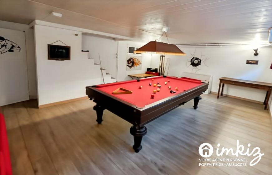 
                                                Vente
                                                 Maison familiale ave espace professionnel