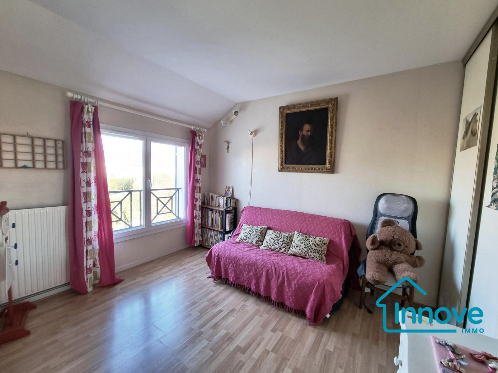 
                                                Vente
                                                 Maison familiale avec 4 chambres + 2 mansardées